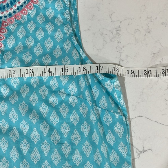Sleeveless Aqua Patterned Top By Talbots - Picture 3 of 13